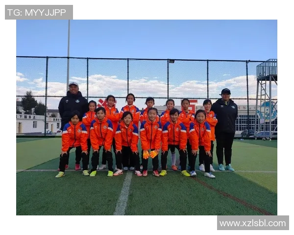 足球小袁的成长之路:从草地少年到绿茵场上的梦想追逐者